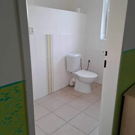 Penzion U Jezera Гостевой дом 3*